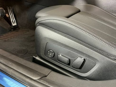 New 2026 BMW 330i xDrive Sedan w/ M Sport Package AWD/4WD image 20