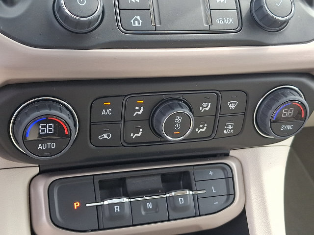 Used 2023 GMC Acadia Denali w/ Denali Technology Package AWD/4WD image 14