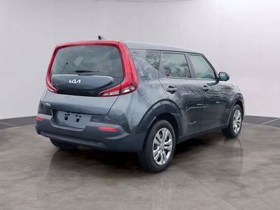 Used 2022 Kia Soul LX