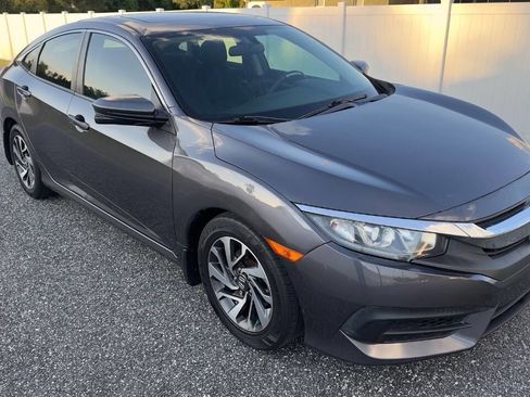 Used 2016 Honda Civic EX image 3
