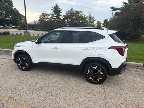 Used 2025 Kia Seltos EX AWD/4WD image 8