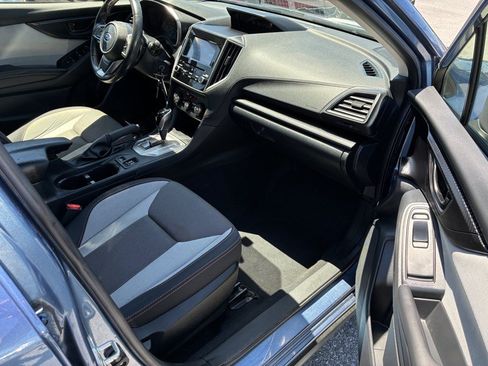 Used 2019 Subaru Crosstrek 2.0i Premium AWD/4WD image 18