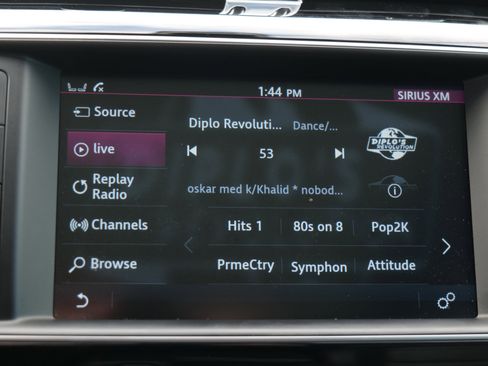 Used 2018 Jaguar F-PACE Prestige image 29