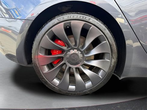 Used 2023 Tesla Model 3 Performance image 11
