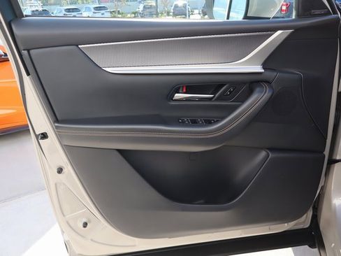 Used 2024 MAZDA CX-90 Plug-In Hybrid w/ Premium Plus image 30