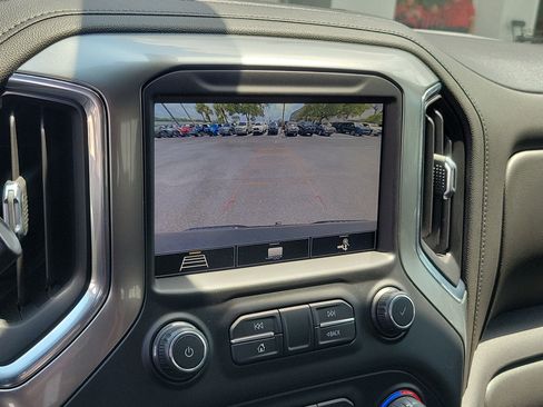 Used 2020 Chevrolet Silverado 1500 LT Trail Boss AWD/4WD image 24