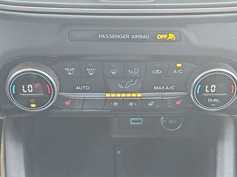 Used 2021 Ford Escape SEL AWD/4WD image 16