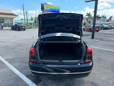 Used 2018 Volkswagen Passat 2.0T SE FWD image 26