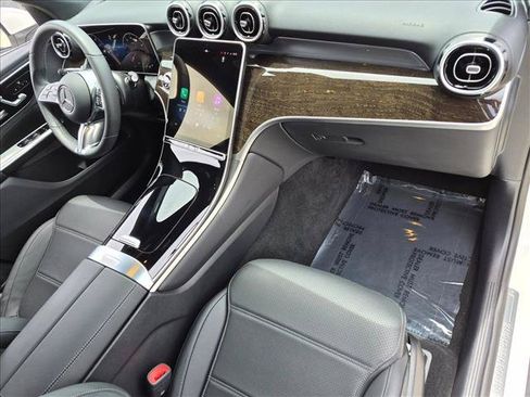 Used 2026 Mercedes-Benz GLC 300 4MATIC image 22