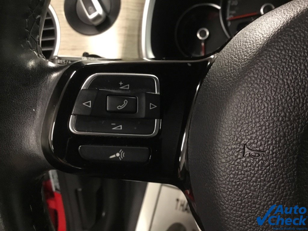 Used 2018 Volkswagen Beetle 2.0T Coast FWD image 44