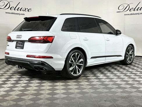 Used 2023 Audi SQ7 Prestige w/ Prestige Package AWD/4WD image 6