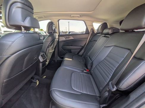 Used 2023 Kia Sportage SX image 11