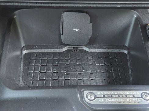 Used 2024 Ford Bronco Badlands image 22