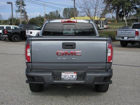 Used 2022 GMC Canyon Denali image 7
