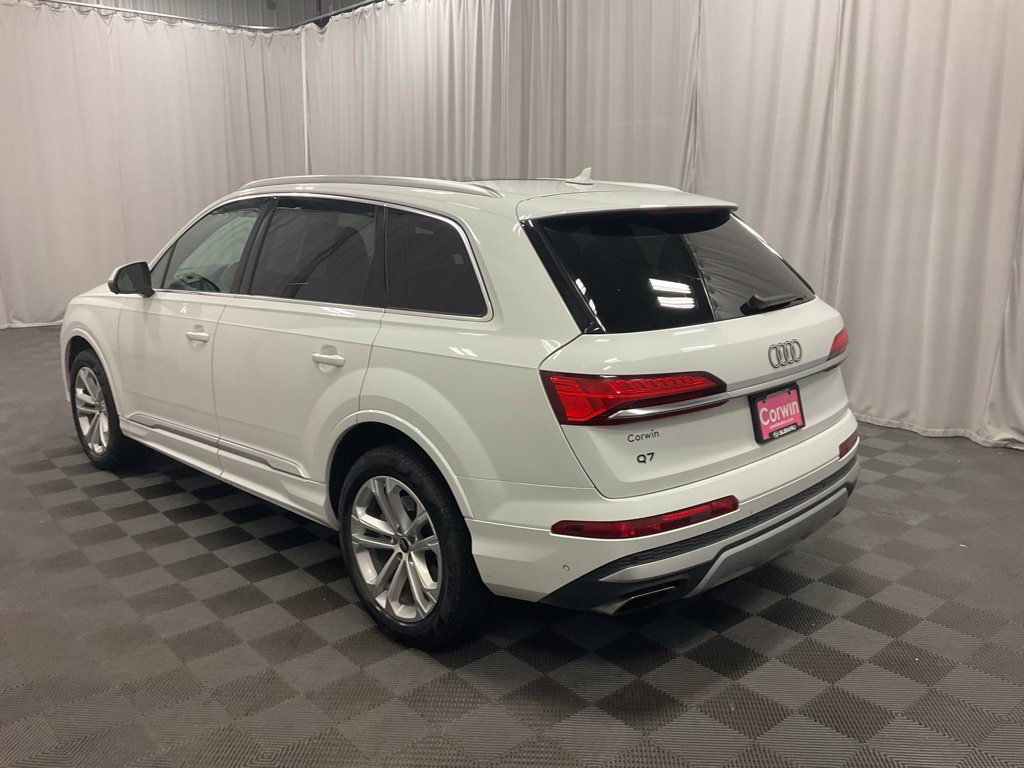 Used 2025 Audi Q7 3.0T Premium Plus AWD/4WD image 2