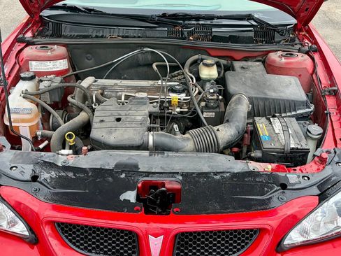 Used 2004 Pontiac Grand Am SE image 15