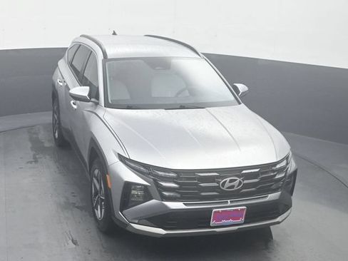 Used 2025 Hyundai Tucson SEL FWD image 20