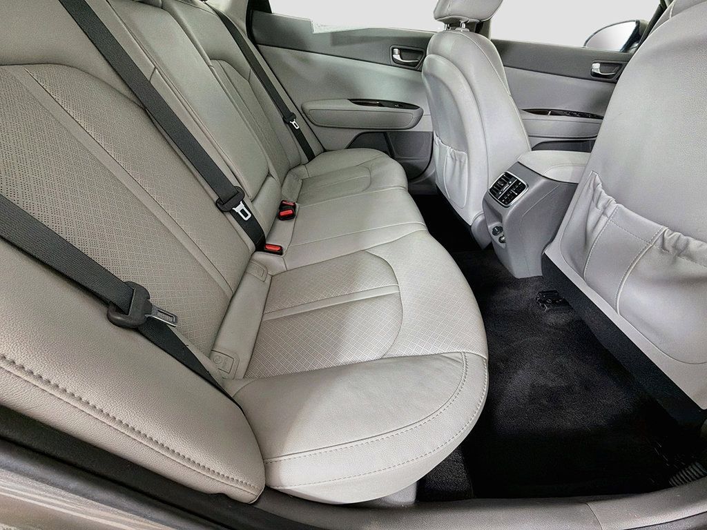 Used 2018 Kia Optima EX w/ Premium Package FWD image 22