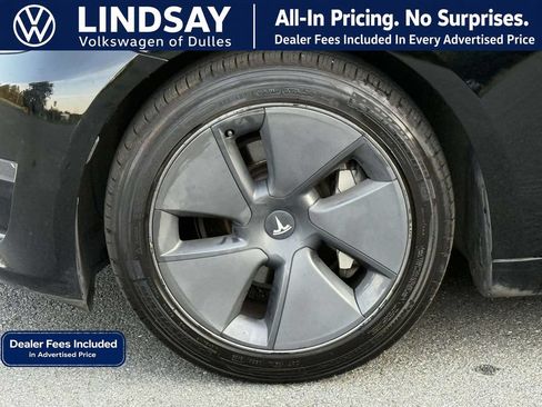 Used 2023 Tesla Model 3 Standard Range RWD image 8