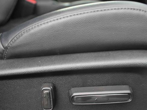 Used 2017 Honda CR-V Touring image 31