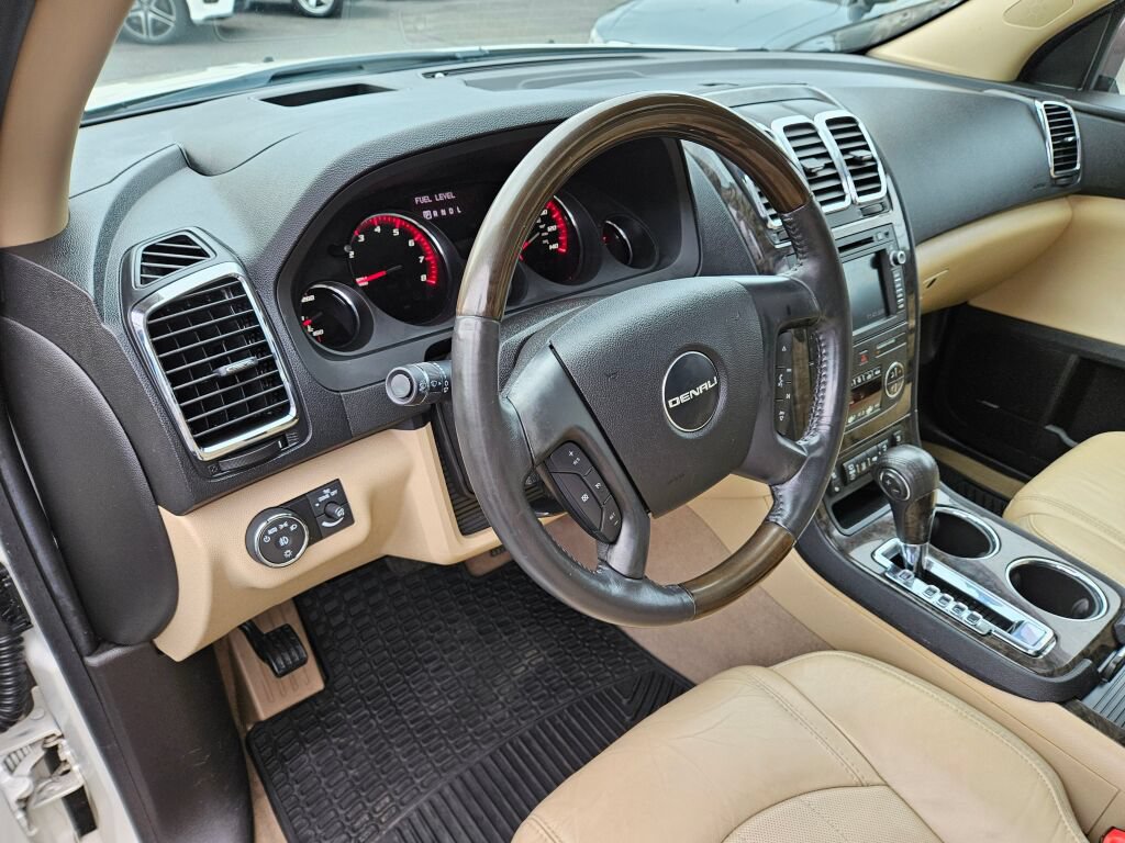 Used 2012 GMC Acadia Denali AWD/4WD image 21