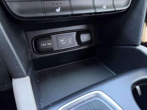 Used 2019 Hyundai Santa Fe SEL image 29