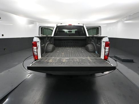 Used 2021 Ford F250 XL w/ Power Equipment Group AWD/4WD image 37