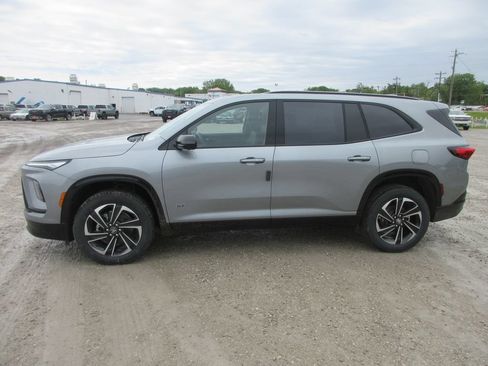 New 2026 Buick Enclave Sport Touring w/ Power Package FWD image 9