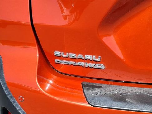 Used 2024 Subaru Crosstrek 2.5i Limited AWD/4WD image 8
