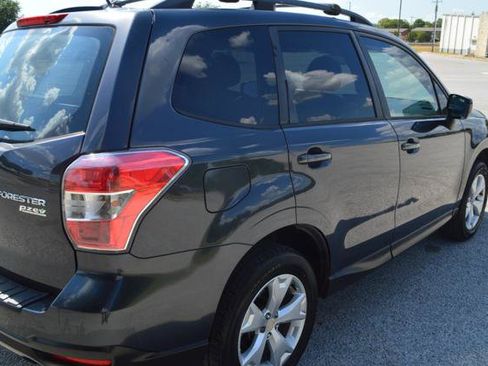 Used 2015 Subaru Forester 2.5i Premium w/ All-Weather Package AWD/4WD image 6