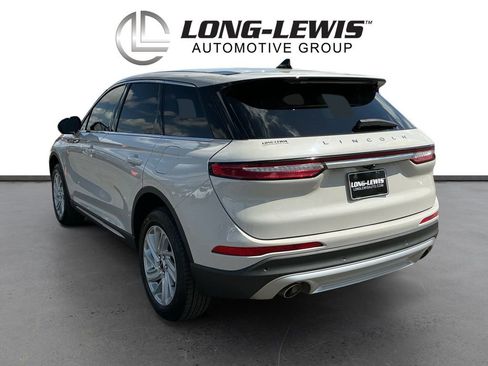 Certified 2024 Lincoln Corsair FWD image 4