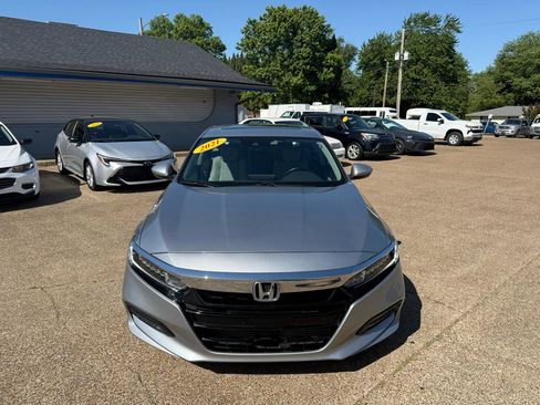 Used 2019 Honda Accord EX-L image 2