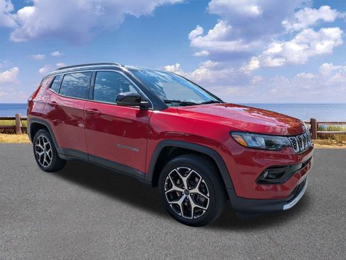 Used 2025 Jeep Compass Limited AWD/4WD image 10