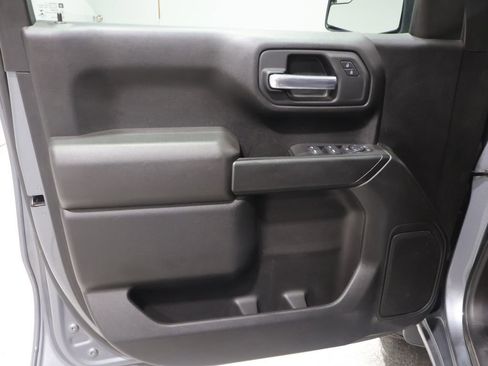 Used 2021 Chevrolet Silverado 1500 Custom Trail Boss AWD/4WD image 12