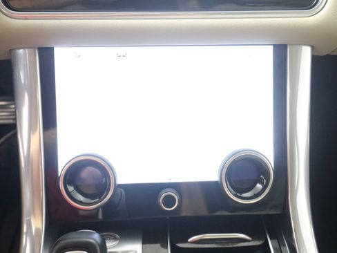 Used 2022 Land Rover Range Rover Sport HSE Silver Edition image 18