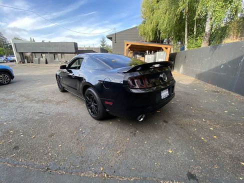 Used 2014 Ford Mustang GT Premium w/ Electronics Package RWD image 4