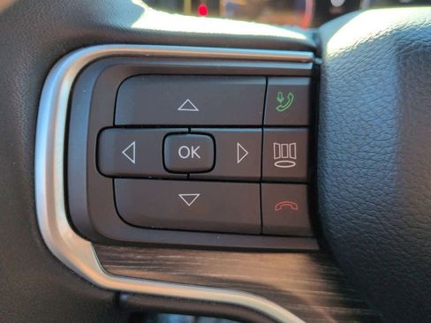 Used 2024 Jeep Wagoneer Series II w/ Flexible Seating Group image 23