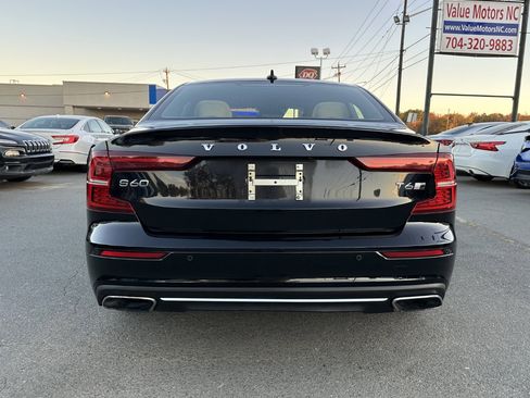 Used 2019 Volvo S60 T6 Inscription image 5