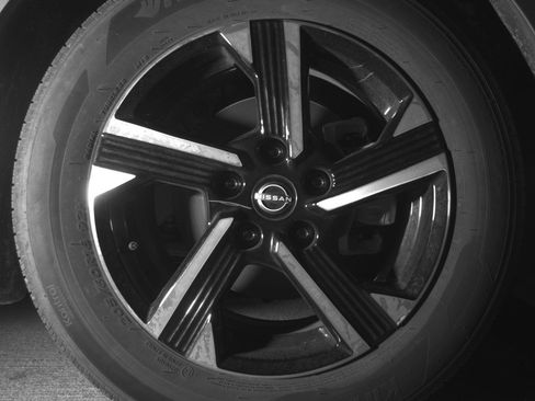 Used 2025 Nissan Sentra SV image 13