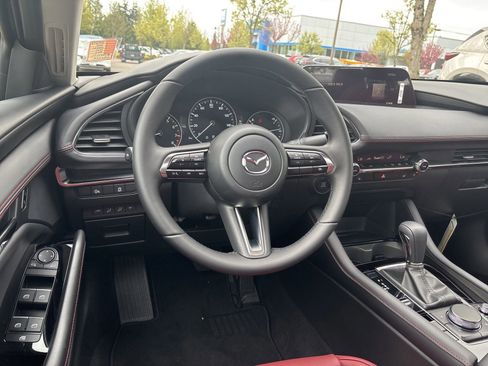 Used 2025 MAZDA MAZDA3 s AWD/4WD image 21