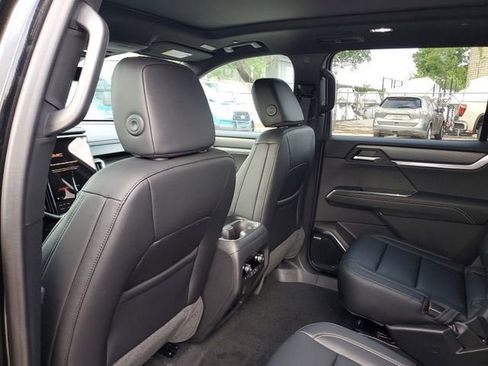 New 2026 GMC Acadia Elevation w/ Elevation Premium Package FWD image 10
