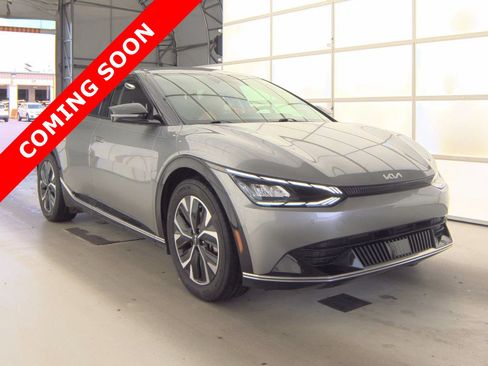 Used 2023 Kia EV6 Wind AWD/4WD image 3