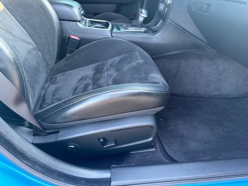 Used 2018 Dodge Charger R/T Scat Pack RWD image 40