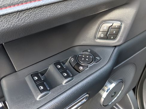 Certified 2023 Ford Expedition Limited image 22