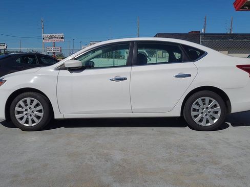 Used 2019 Nissan Sentra S FWD image 6