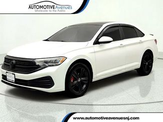 Used 2022 Volkswagen Jetta SE w/ Panoramic Sunroof Package FWD video 1