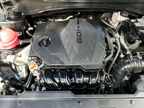 Certified 2025 Kia Sportage EX FWD image 19