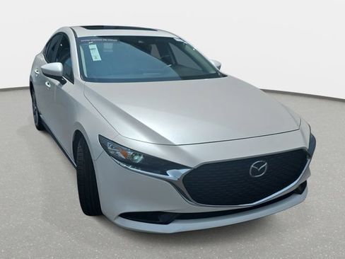 Used 2023 MAZDA MAZDA3 s FWD image 3