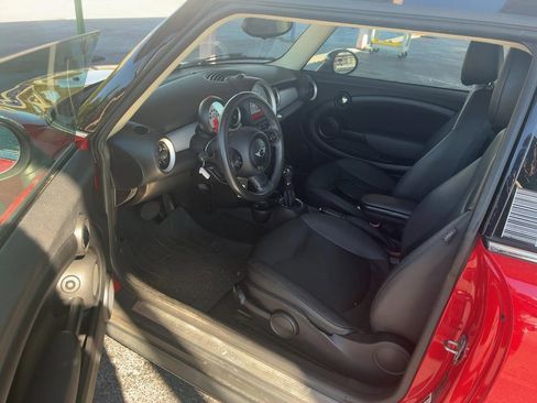 Used 2014 MINI Cooper Clubman Clubman image 5