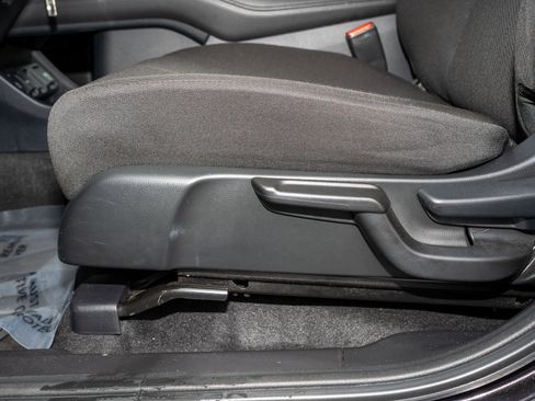 Used 2016 Honda HR-V LX image 26